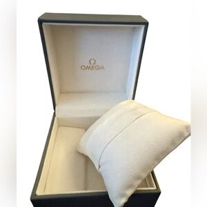 Genuine Vintage Watch Box Case